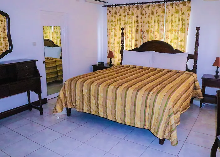 Hotel Pink Rock