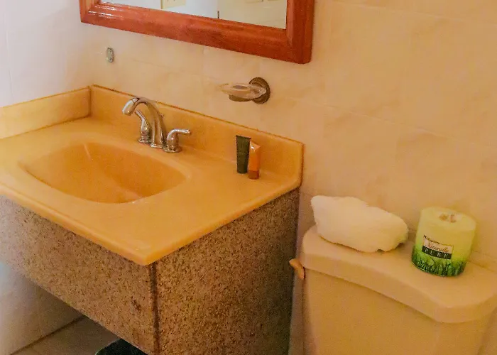 Pink Rock Hotel