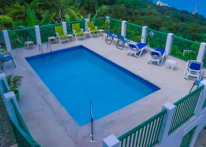 Hotel Pink Rock