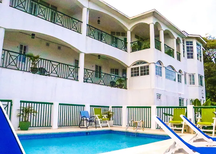 Hotel Pink Rock Ocho Rios