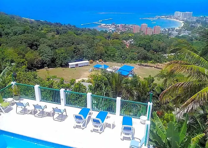 Hotel Pink Rock Ocho Rios
