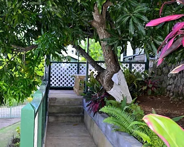 Pink Rock Hotel